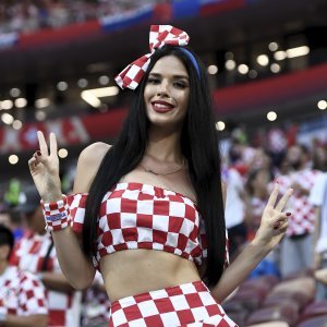 Navijači na stadionu Lužnjiki, Hrvatska - Engleska