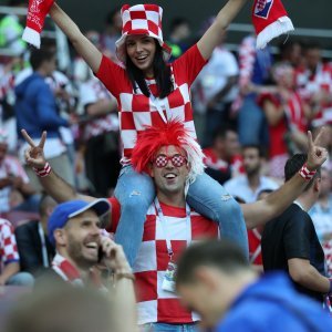 Navijači na stadionu Lužnjiki, Hrvatska - Engleska