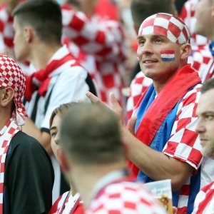 Navijači na stadionu Lužnjiki, Hrvatska - Engleska