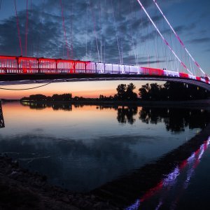 Osječki most na Dravi u bojama podrške