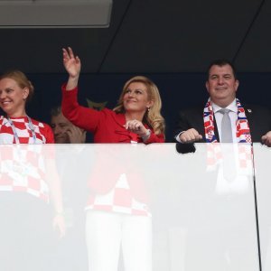 Kolinda Grabar Kitarović iz svečane lože pratila finalnu utakmicu