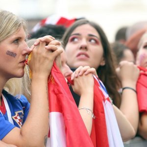 Zagreb: Tuga navijača na glavnom trgu