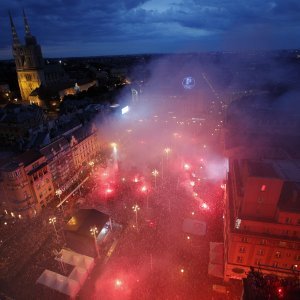 Vatreni na Trgu bana Jelačića