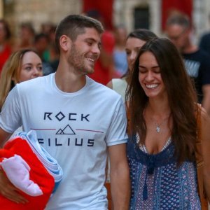 Andrej Kramarić s djevojkom u Dubrovniku