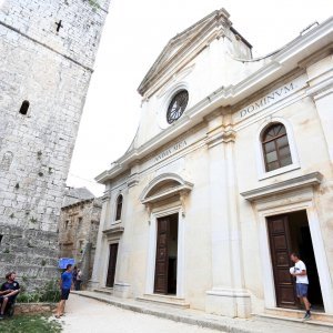 Obitelj i prijatelji na vjenčanju Franke Batelić i Vedrana Ćorluke