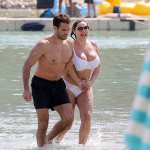 Kelly Brook i Jeremy Parisi