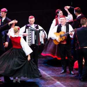 Folklorni ansambl Lado održao koncert na tvrđavi Revelin