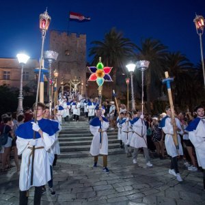 Procesija povodom proslave sv. Todora na Korčuli