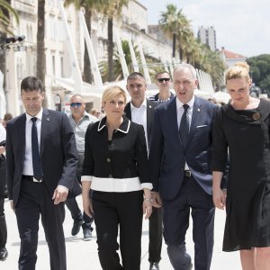 Kolinda Grabar Kitarović u šetnji splitskom Rivom