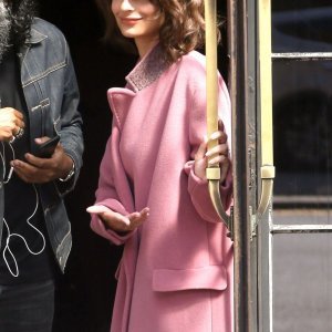 Emily Ratajkowski kao Jackie Kennedy