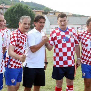 Zlatko Dalić, Slaven Knezović