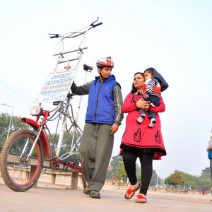 Rajeev Kumar i njegov divovski bicikl