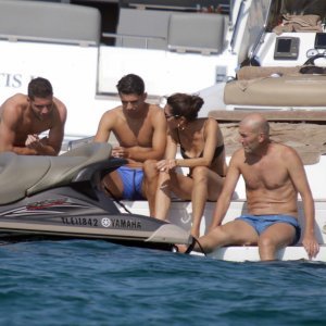 Zinedine Zidane s obitelji na ljetovanju