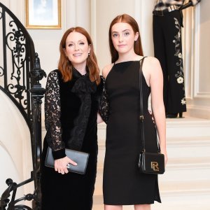 Julianne Moore i Liv Freundlich