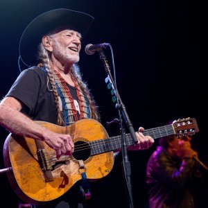 Willie Nelson - 7