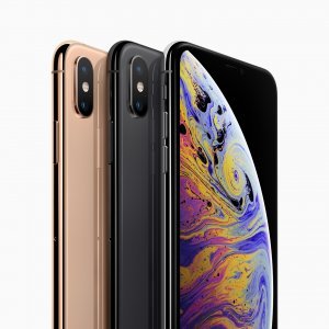 3. iPhone XS