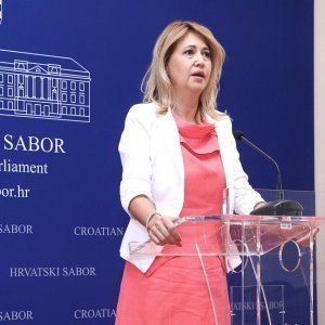 Milanka Opačić