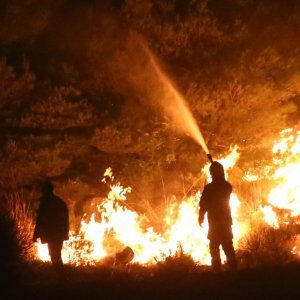 Veliki požar u srpnju 2017. u zaseoku Lugovići u Bilicama u blizini autoceste Zagreb - Split