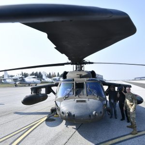 Predstavljanje višenamjenskog helikoptera Black Hawk