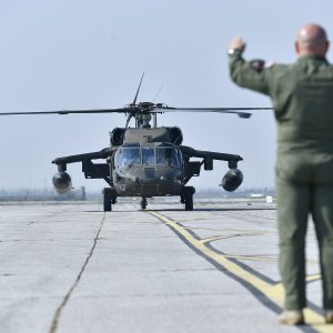 Predstavljanje višenamjenskog helikoptera Black Hawk