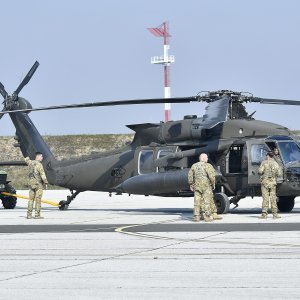 Predstavljanje višenamjenskog helikoptera Black Hawk