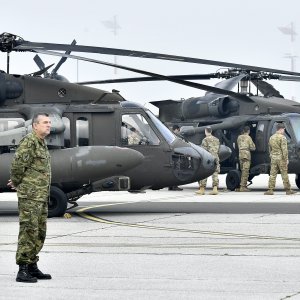 Predstavljanje višenamjenskog helikoptera Black Hawk