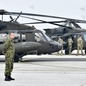 Predstavljanje višenamjenskog helikoptera Black Hawk
