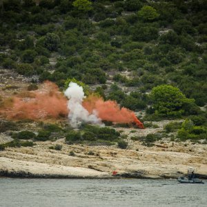 Pomorsko zračni desant i vatrena potpora pomorskim snagama na vojnom poligonu Žirje