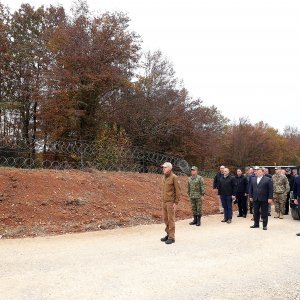 Umirovljeni generali na vojnoj vježbi Velebit 18