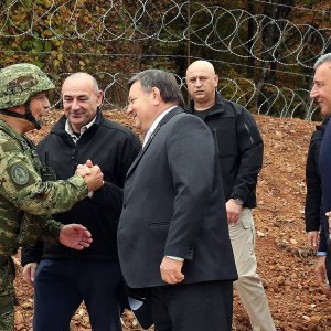 Umirovljeni generali na vojnoj vježbi Velebit 18