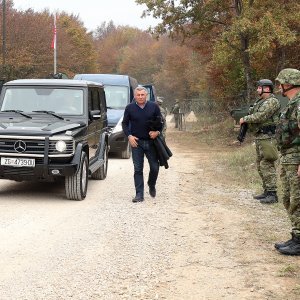 Umirovljeni generali na vojnoj vježbi Velebit 18