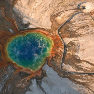 Gejzir u Nacionalnom parku Yellowstone