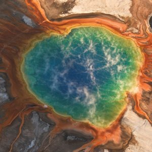 Gejzir u Nacionalnom parku Yellowstone