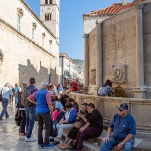 Navala turista na Dubrovnik pri kraju sezone