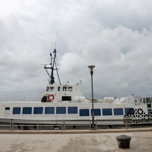 Šibenik: Katamaran i trajekt zbog jakog juga nisu mogli isploviti