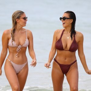 Natasha Oakley i Devin Brugman