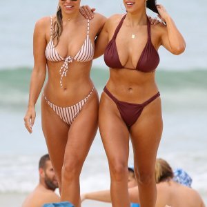 Natasha Oakley i Devin Brugman