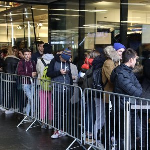 Započela prodaja H&M-ove kolekcije u suradnji s Moschinom