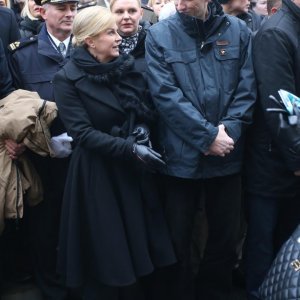 Predsjednica Grabar Kitarović simbolično obula gležnjače - popularne Zenge