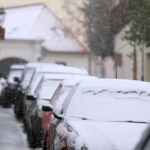 Snijeg zabijelio Zagreb