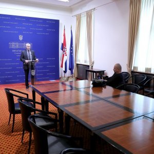 Novinari bojkotirali konferenciju za medije Željka Glasnovića