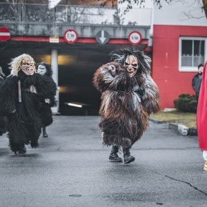 Krampusi i sv. Nikola