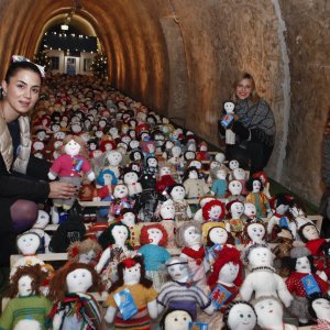 Humanitarna prodaja unikatnih lutkica u Tunelu Grič