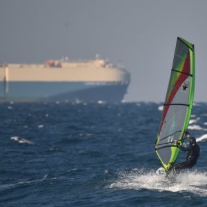 Slovenski surferi na hrvatskoj strani Savudrijske vale