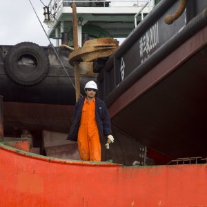 Kineski brod ZHEN HUA 7 doveo brodove koji će graditi Pelješki most