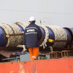 Kineski brod ZHEN HUA 7 doveo brodove koji će graditi Pelješki most