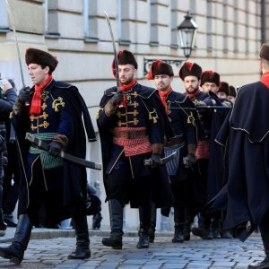 Novogodišnja smjena straže vojno povijesne postrojbe Počasne satnije Kravat pukovnije