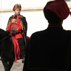 Novogodišnja smjena straže vojno povijesne postrojbe Počasne satnije Kravat pukovnije