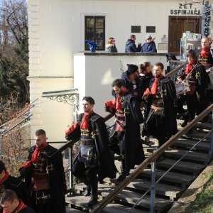 Novogodišnja smjena straže vojno povijesne postrojbe Počasne satnije Kravat pukovnije