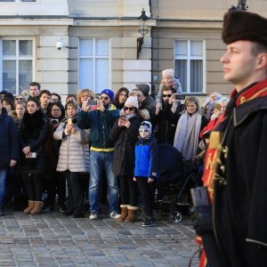 Novogodišnja smjena straže vojno povijesne postrojbe Počasne satnije Kravat pukovnije